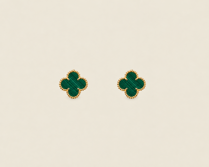 Vintage Alhambra 2 Motif 18K Yellow Gold Malachite Earrings
