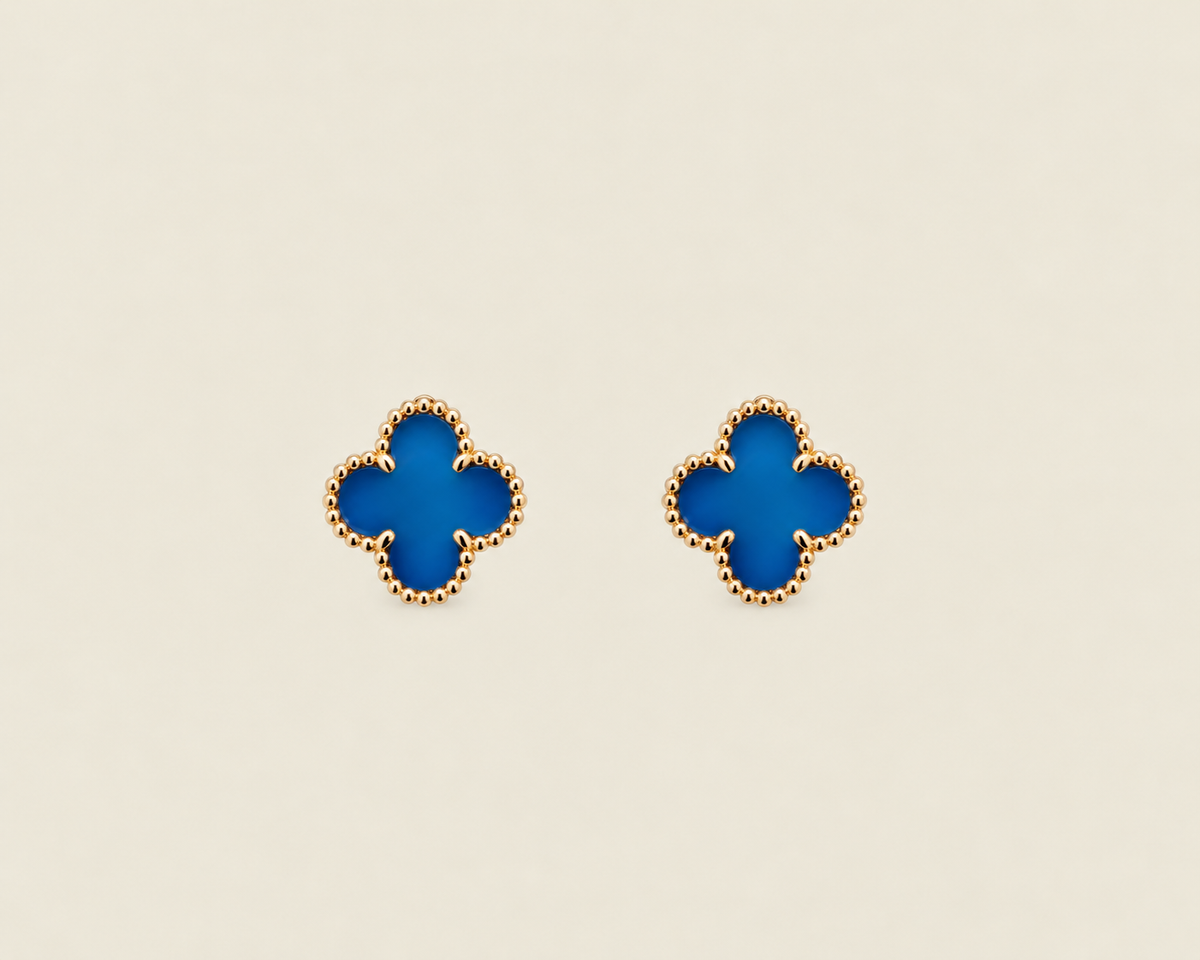 Vintage Alhambra 2 Motif 18K Yellow Gold Agate Earrings